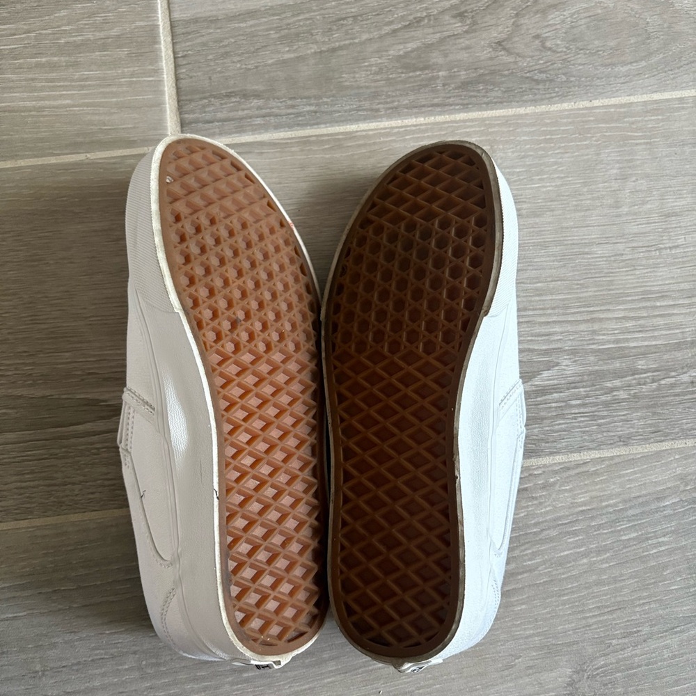 Vans Classic White Slip-On Shoes - Size 8 - Picture 5 of 5